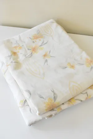2 Retro queensize flat sheets