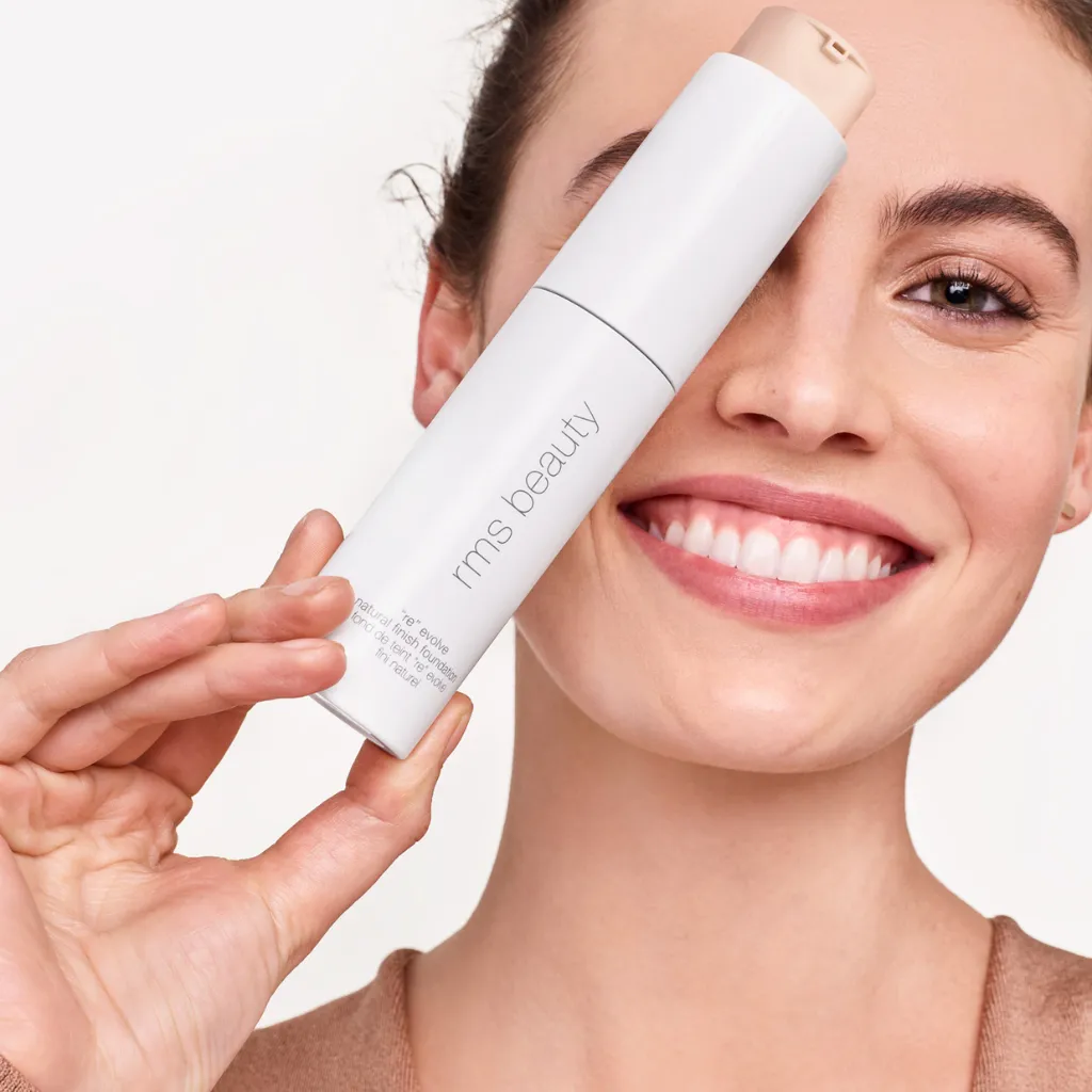 ReEvolve Natural Finish Foundation
