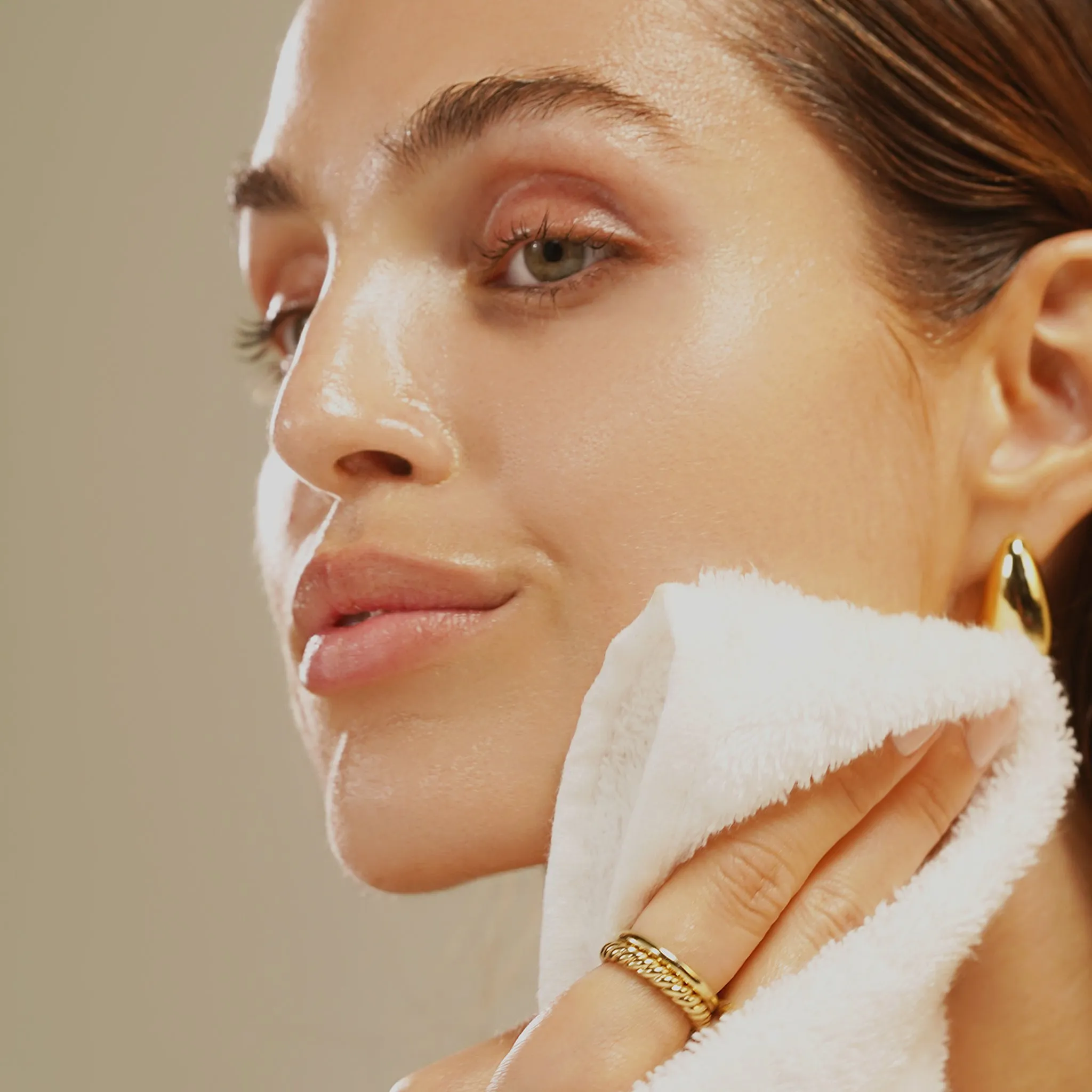 RENEW Nourishing Cleanser